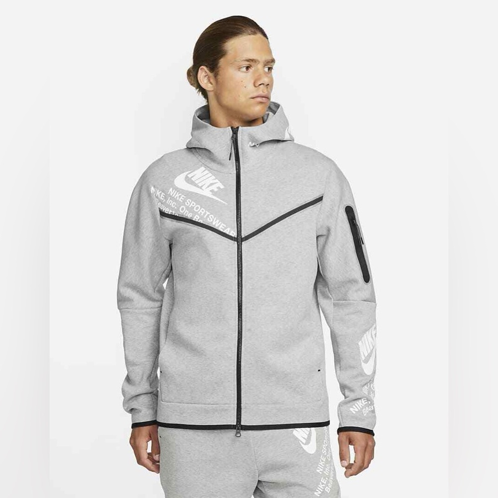 Nike Tech Fleece Graphic XL Heather Gray Sportswear Hoodie